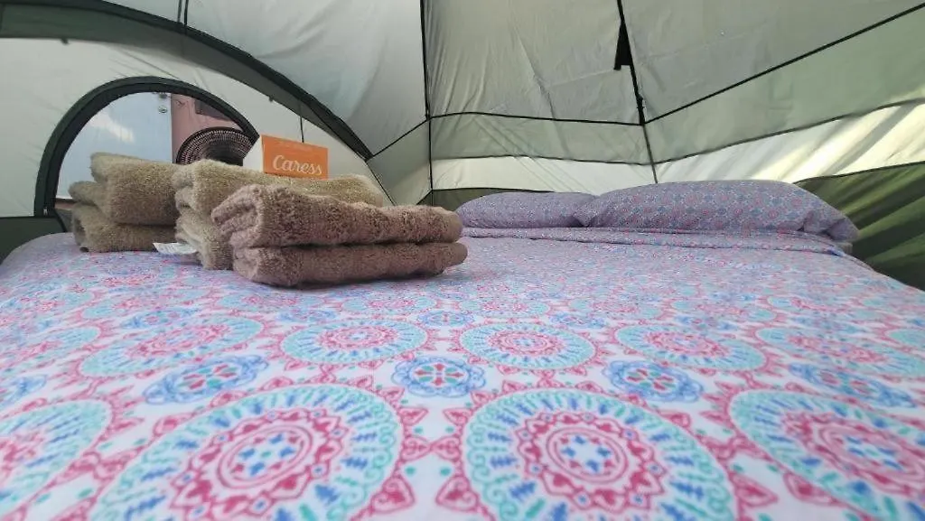 Luksusowy namiot Mi Casa-Su Casa Glamping Campsite 65 Cash-Paypal-Visa-Mc -10Ft Huge Tent-Rental- Shadowed Fruit Trees -Cozy- Secret Garden Forest W Queen-Inflatable-Bed Linen-Towel-Fan -5 Minutes Walk To Jak Biobay Tour, Restaurants-Esperanza-Sun-Bay-Black Sand Beac Vieques